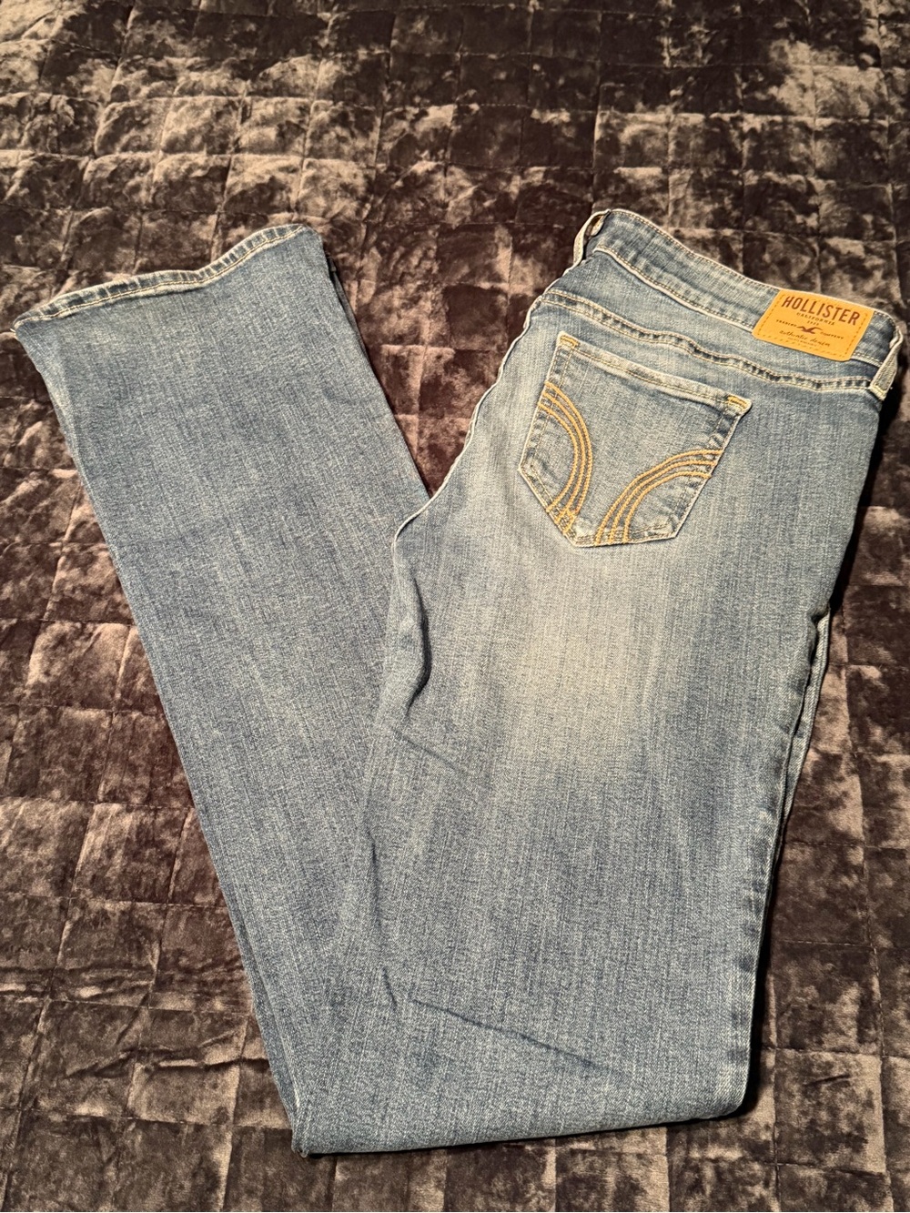 Hollister Boot Cut Women’s Jeans bundle of 2 size 9 long (29x35)
